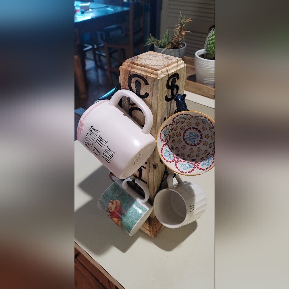 Custom wooden coffee mug holder for 8 mugs.
